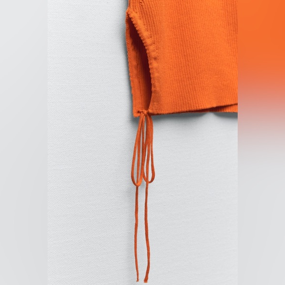 Zara Orange Ribbed Crop with Cut-Outs ✨ - Picture 6 of 8